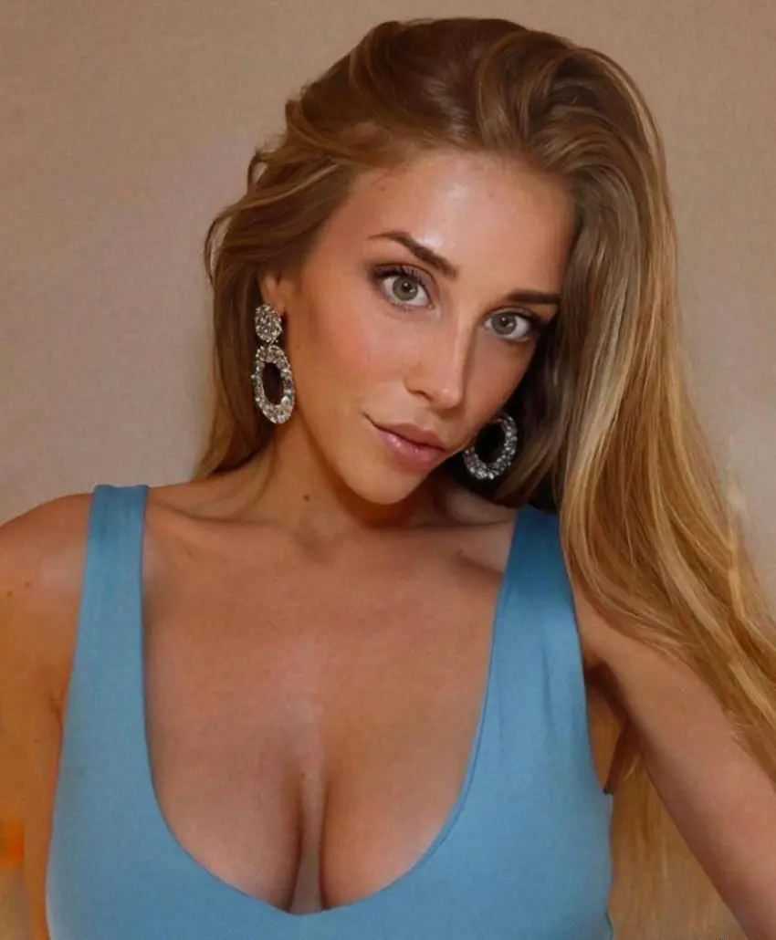 Profil de Laura à Saint-Malo (35400)