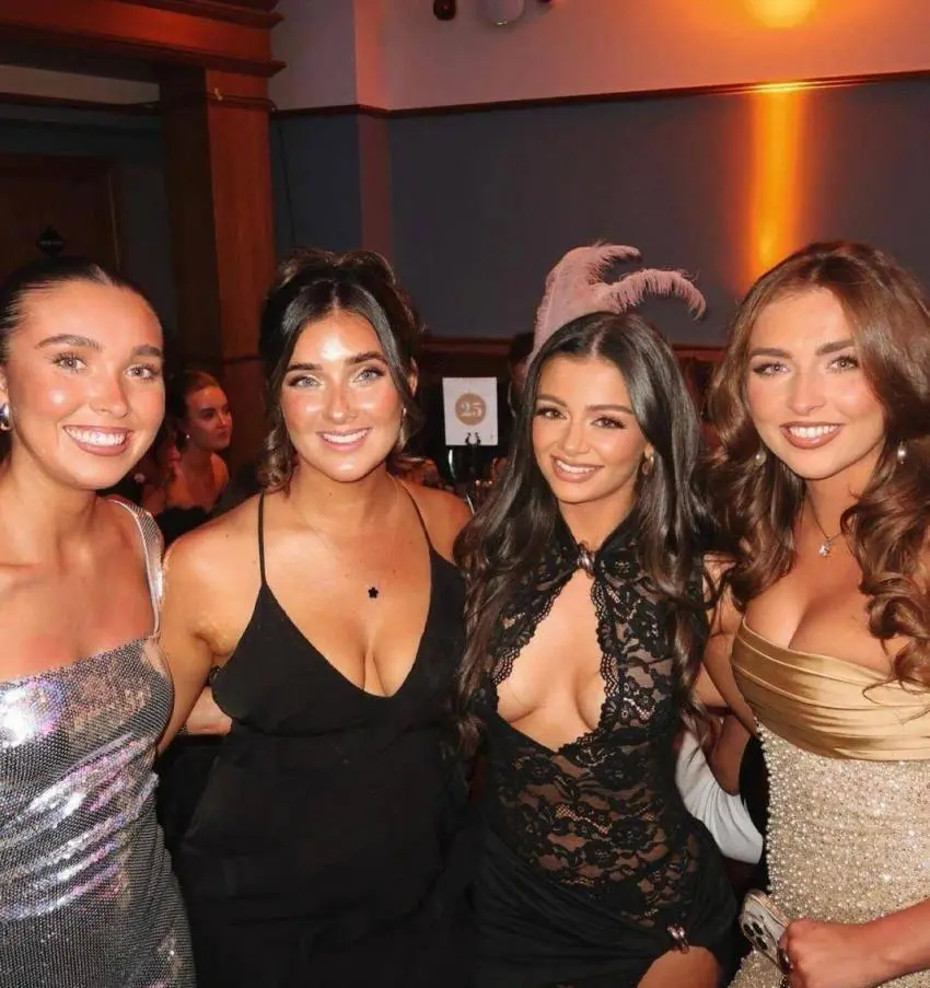 Profil de Carmen à Bron (69500)