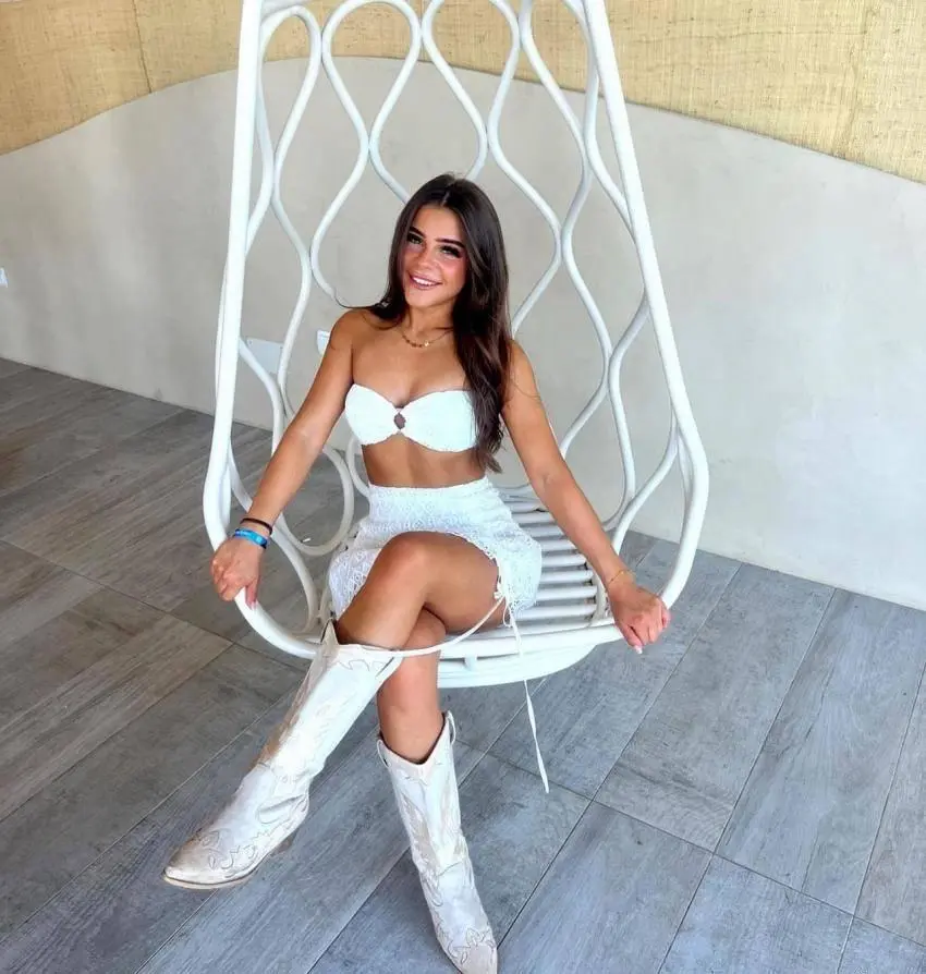 Profil de Layla à Verneuil-sur-Seine (78480)