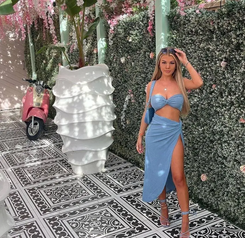 Profil de Maxine à Sceaux (89420)