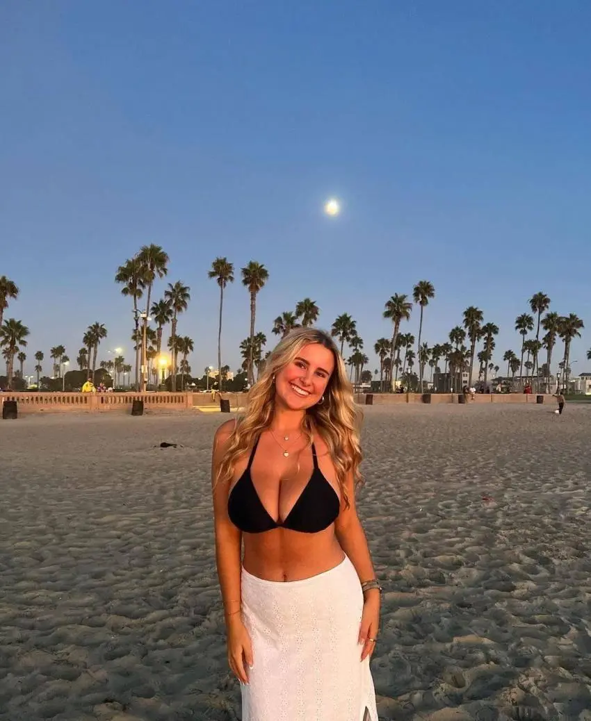 Profil de Caecilia à Marseille (13000)