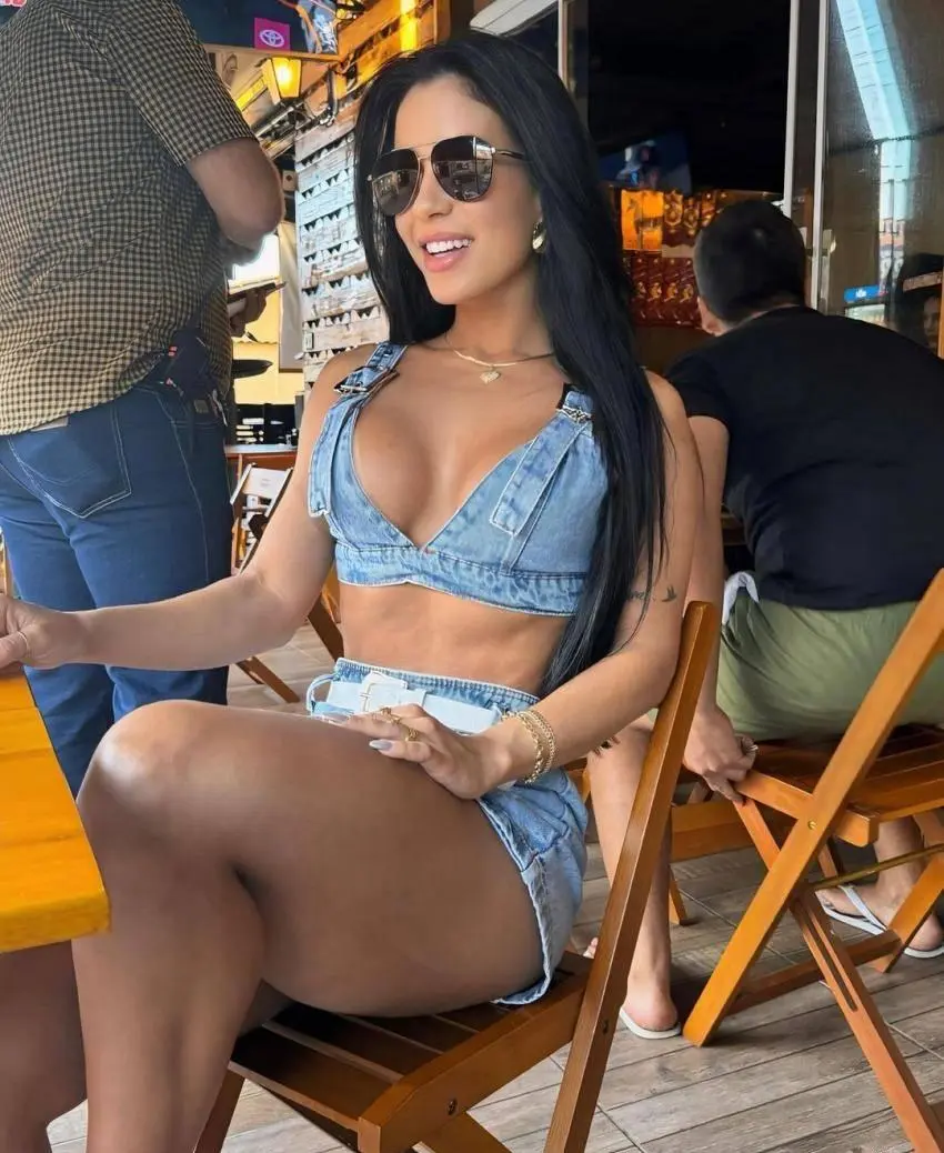 Profil de Aïchatou à Reims (51100)