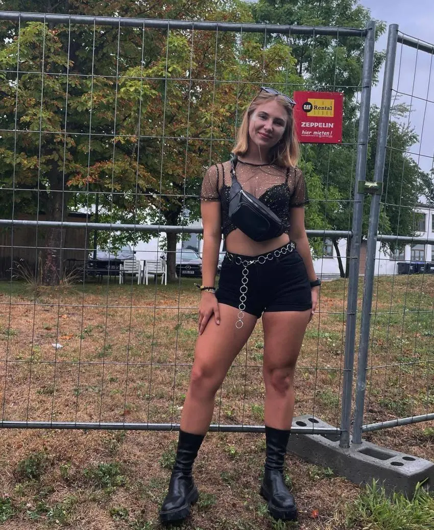 Profil de Anne-Amélie à La Roche-sur-Yon (85000)