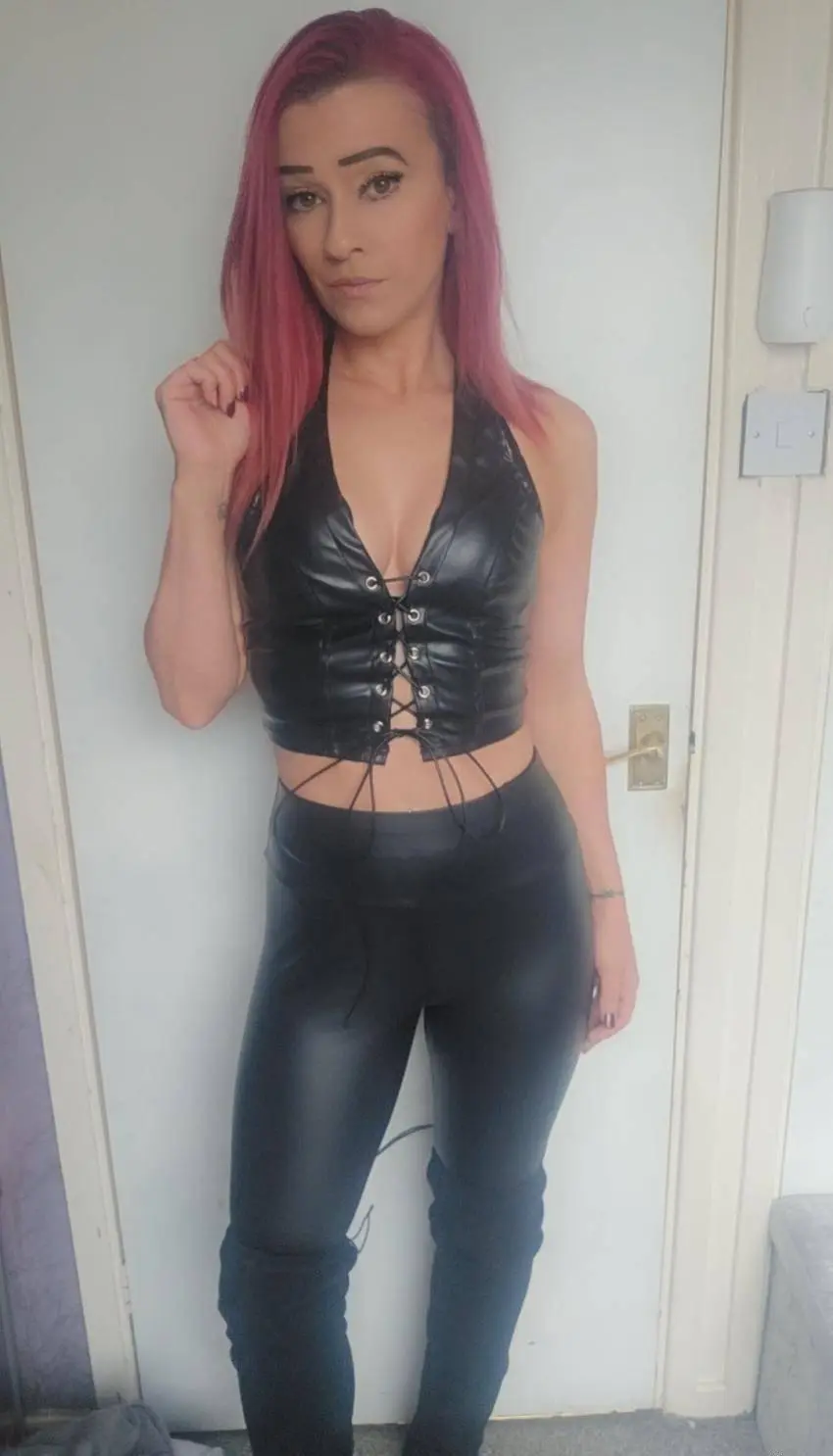 Profil de Inaya à Saint-Amand-les-Eaux (59230)