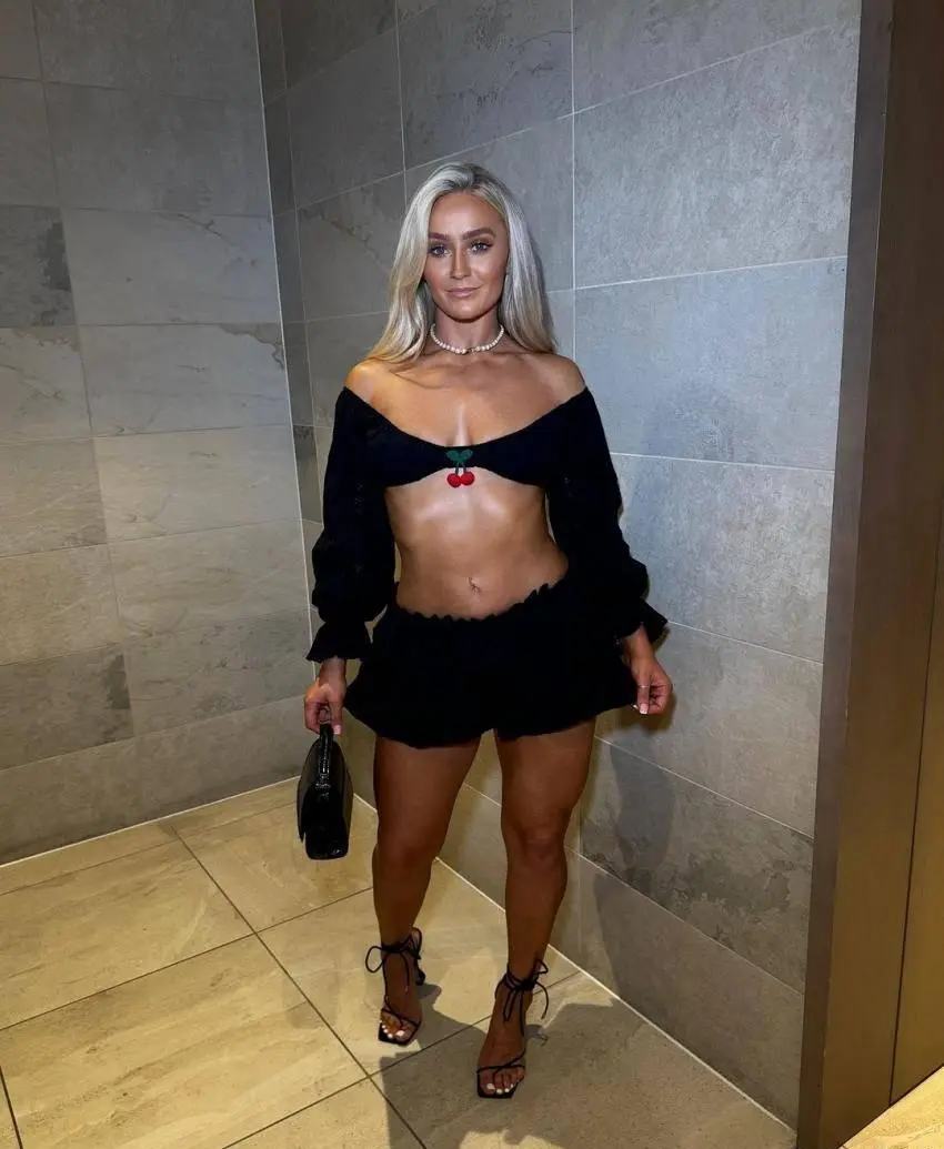 Profil de Éva à Saint-Étienne-du-Rouvray (76800)