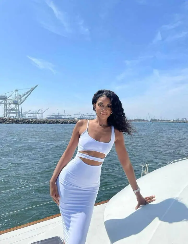 Profil de Domitille à Marseille (13000)